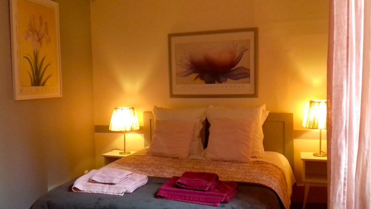 Ombre Rose Bed and Breakfast Le Fousseret Exteriör bild